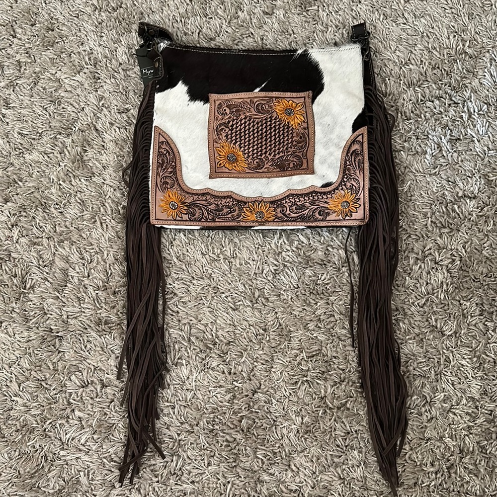Myra purse